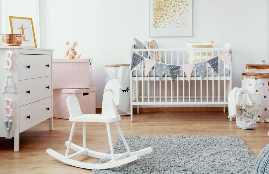 7 Essential Items for the Nursery